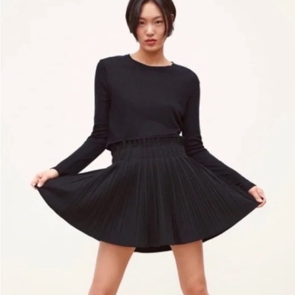 Zara Skort, Includes Top + Bracelet - Picture 11 of 11